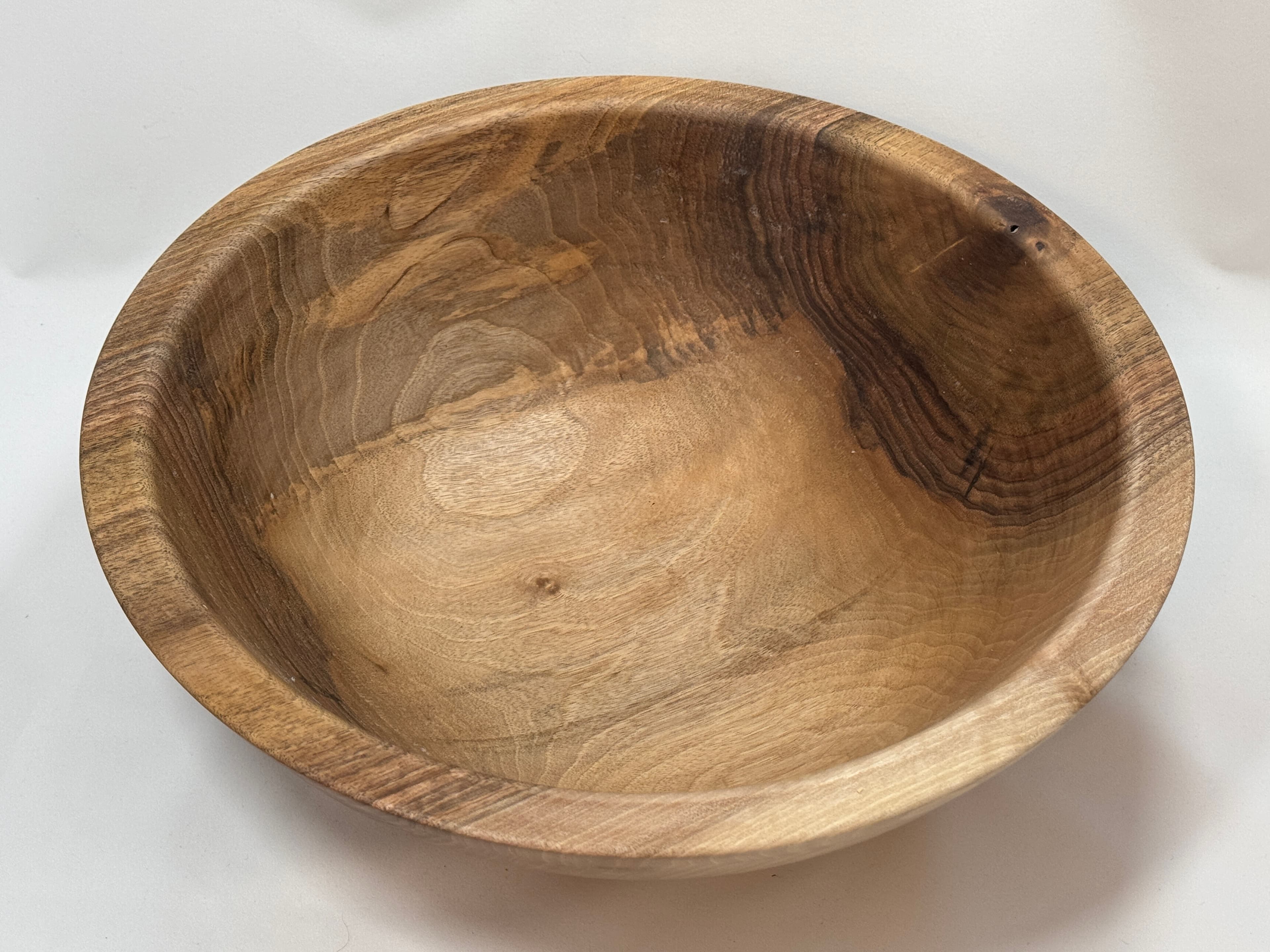 Holzschüssel aus Walnussholz